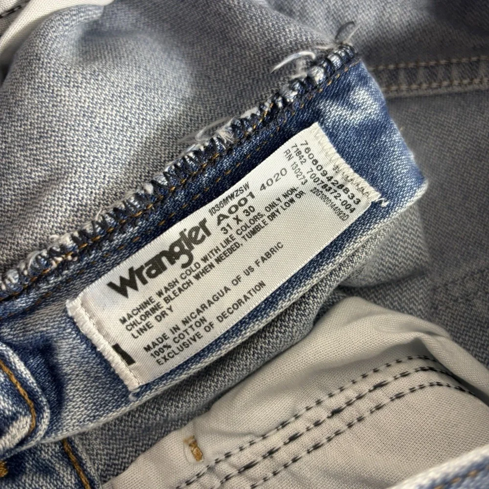 Wrangler 36MWZ Jeans Men 31x30 Blue Cowboy Cut Slim Stone Wash Performance Rodeo